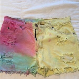 Colorful Distressed Women's Shorts Free People for Levi's size 28